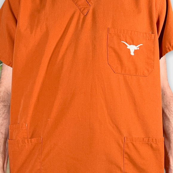 University of Texas Nursing Medical Scrub Top Size Small Burnt Orange Longhorns - Picture 6 of 9